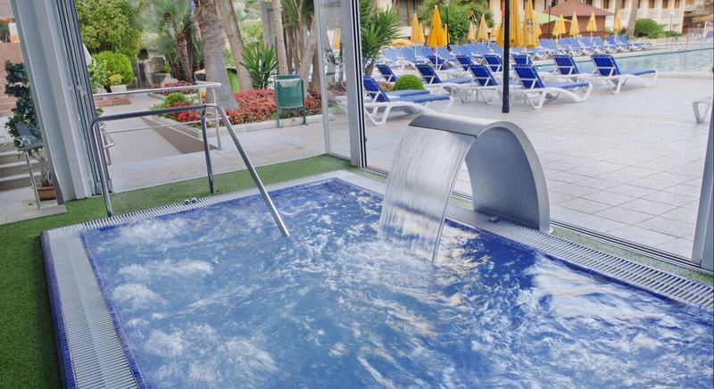 호텔 Ght Oasis Park & Spa