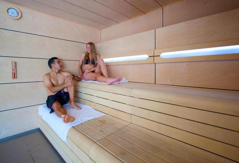 هتل Golden Donaire Beach