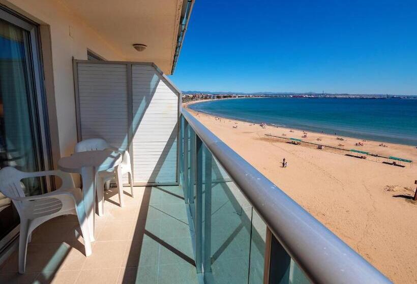 هتل Golden Donaire Beach