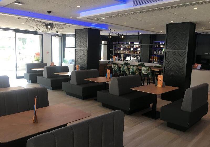 בית מלון כפרי Golden Port Salou & Spa