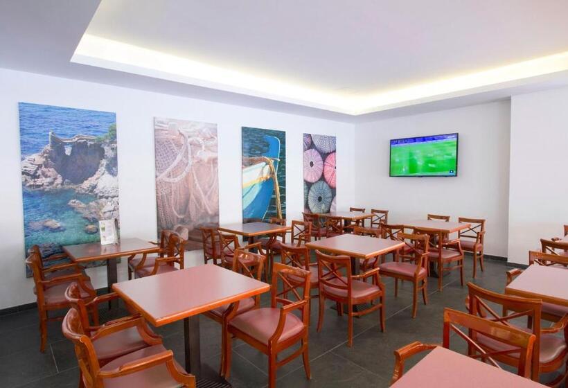 فندق Gran Garbi & Aquasplash