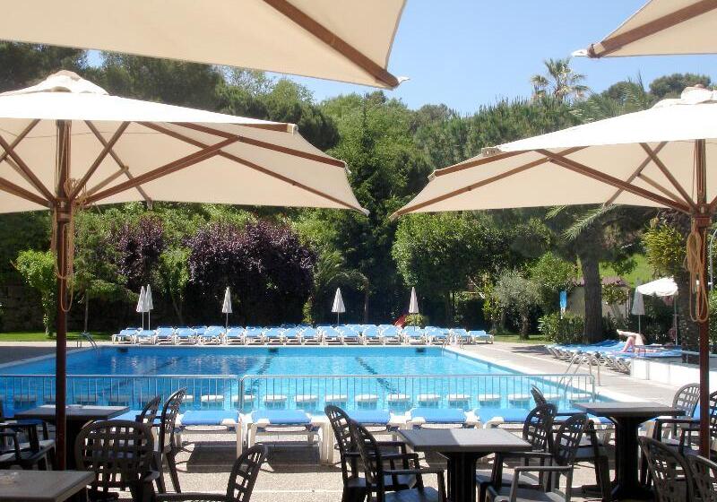 فندق Gran Garbi & Aquasplash