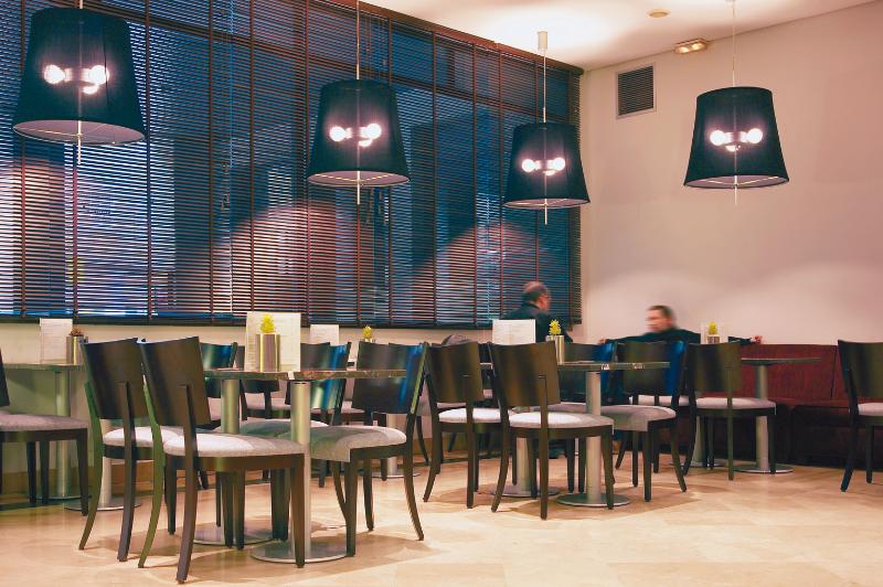 هتل Hesperia Zaragoza Centro