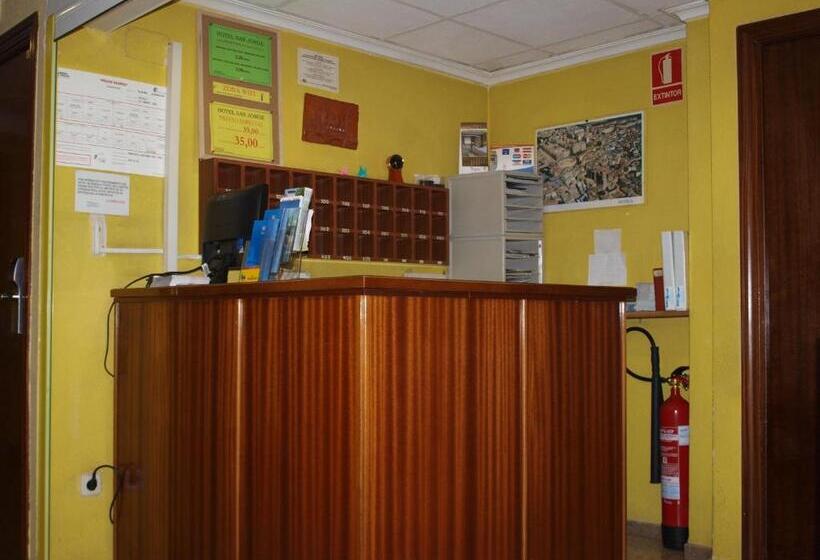 Отель Hostal San Jorge