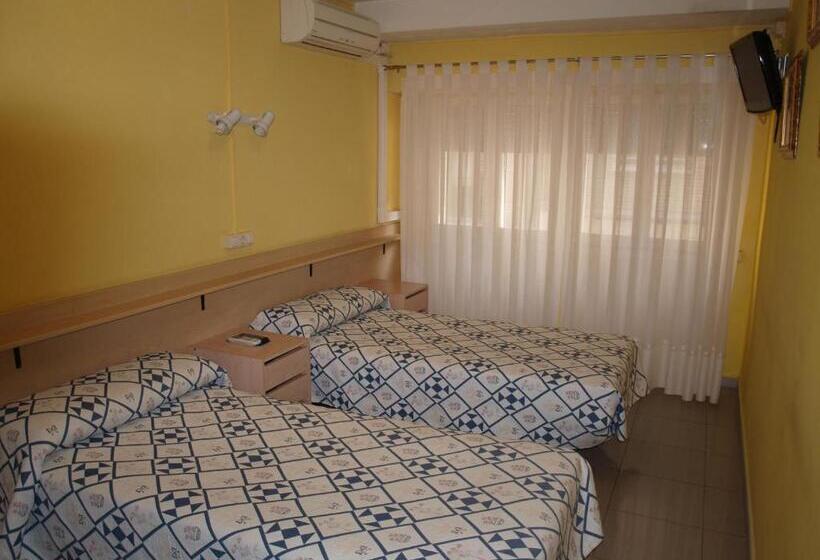 Отель Hostal San Jorge