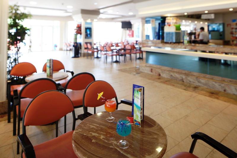 ホテル htop Molinos Park