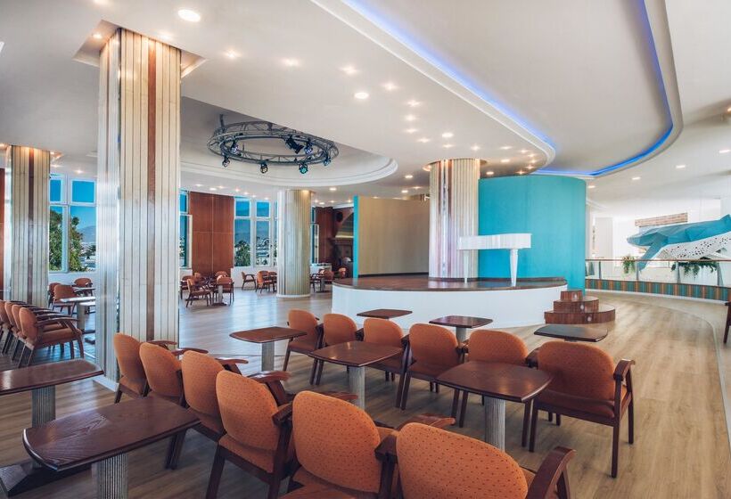 בית מלון כפרי Iberostar Waves Bouganville Playa