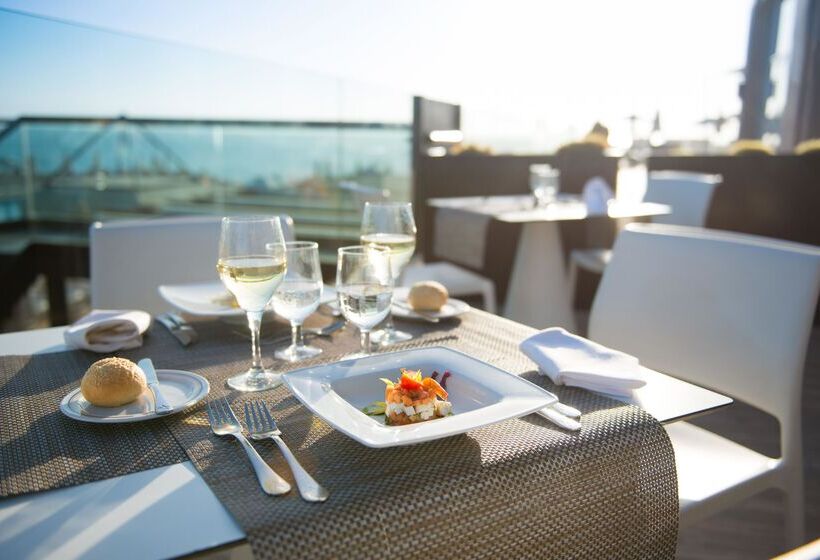 Отель Iberostar Waves Bouganville Playa