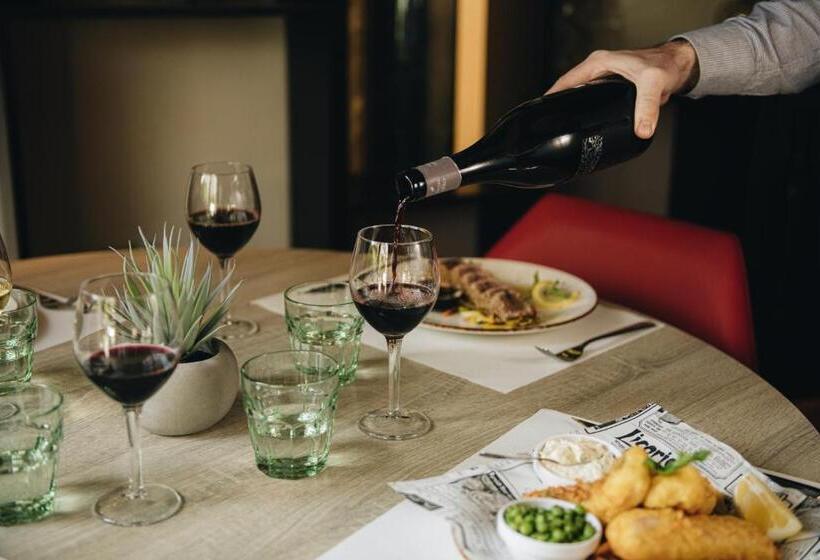 هتل Ibis Styles Figueres Ronda