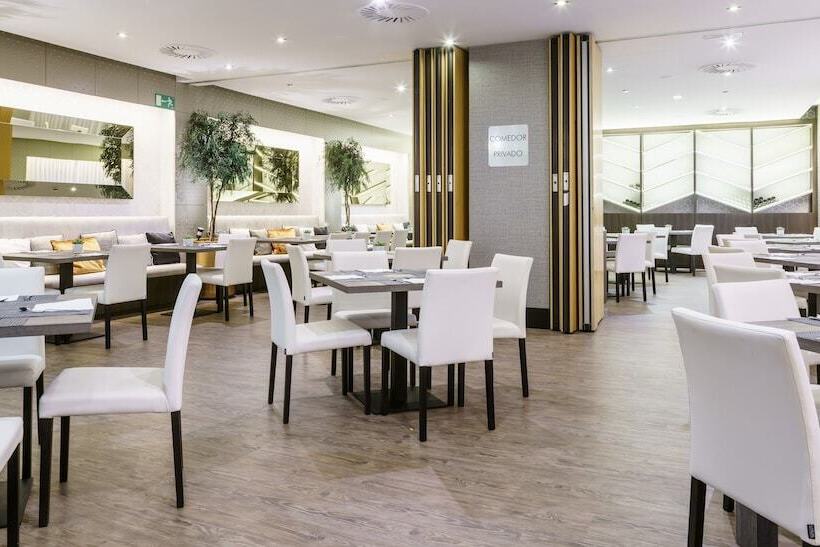 בית מלון כפרי Ilunion Bilbao