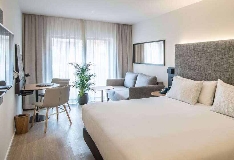 Отель Innside By Meliá Zaragoza