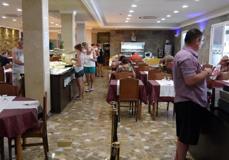 هتل La Palmera & Spa