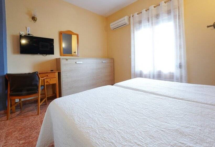 فندق La Rueda 3000