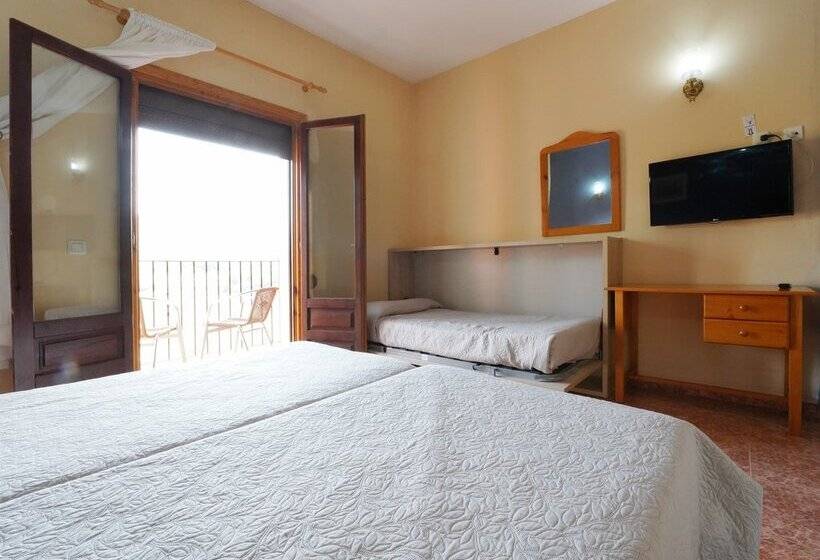 فندق La Rueda 3000