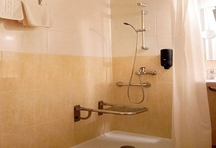 فندق La Rueda 3000