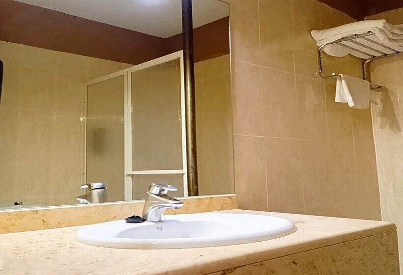 فندق La Rueda 3000