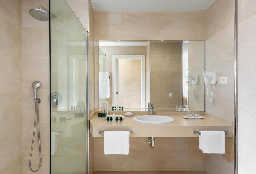 هتل Las Arenas, Affiliated by Melia