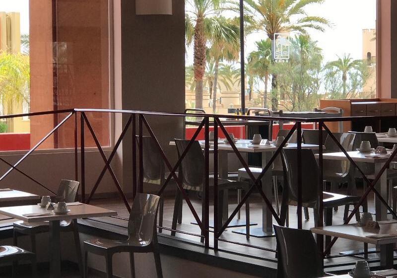 호텔 Las Palmeras Affiliated by Fergus