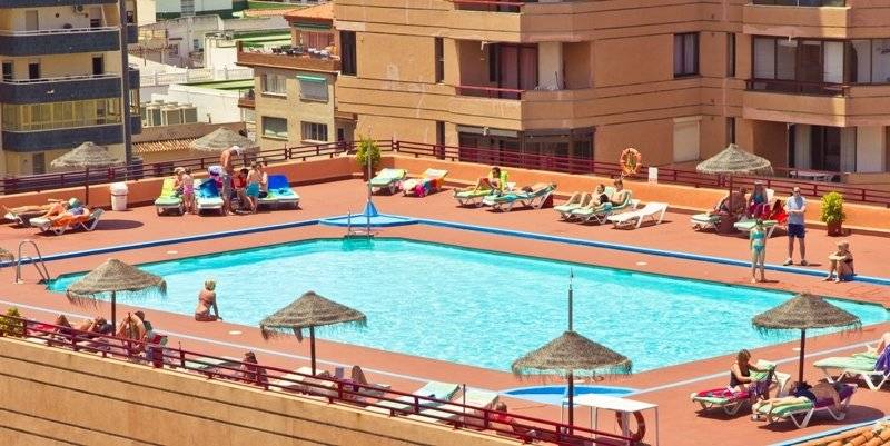 호텔 Las Palmeras Affiliated by Fergus