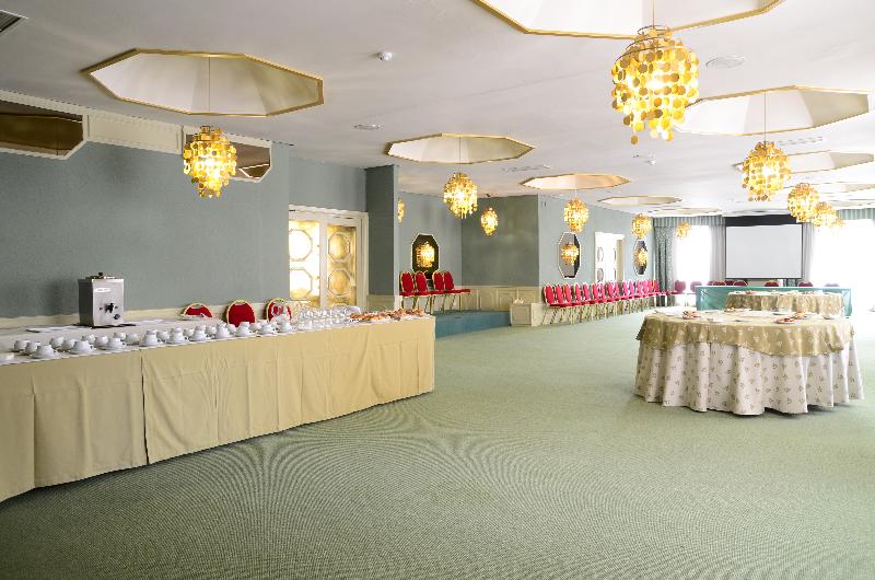 호텔 Las Palmeras Affiliated by Fergus