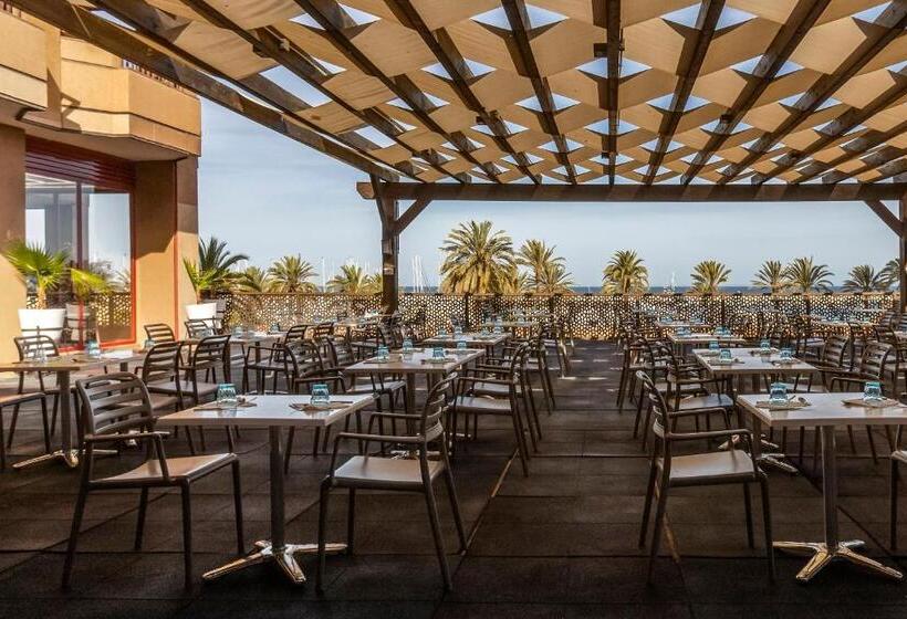 호텔 Las Palmeras Affiliated by Fergus