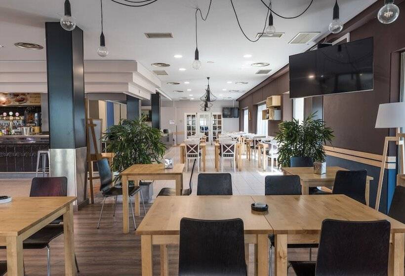 Отель Las Ventas