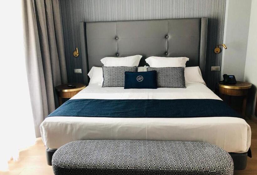 فندق Lima   Adults Recommended