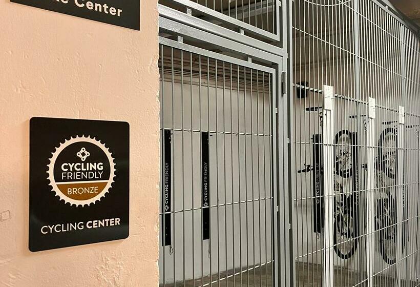 Отель Lloret Santa Rosa By Pierre & Vacances