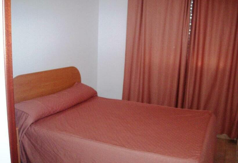 فندق Los Hermanos