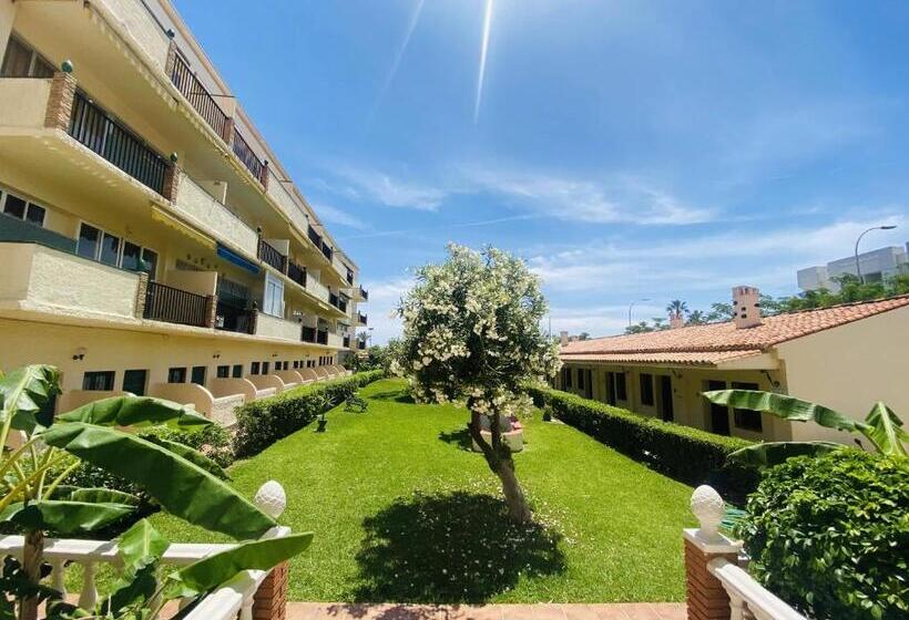 Отель Los Jazmines