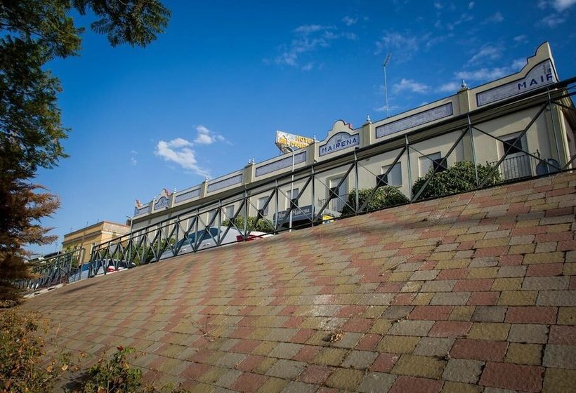 בית מלון כפרי Mairena