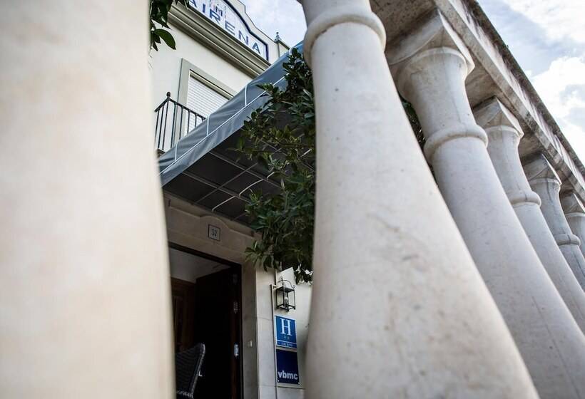 בית מלון כפרי Mairena