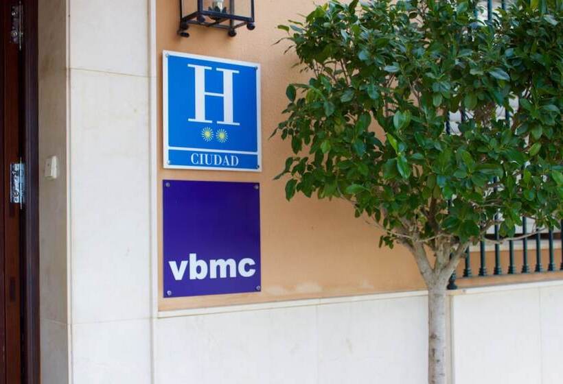 בית מלון כפרי Mairena