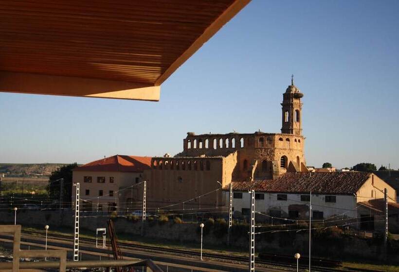 Отель Mar De Aragón