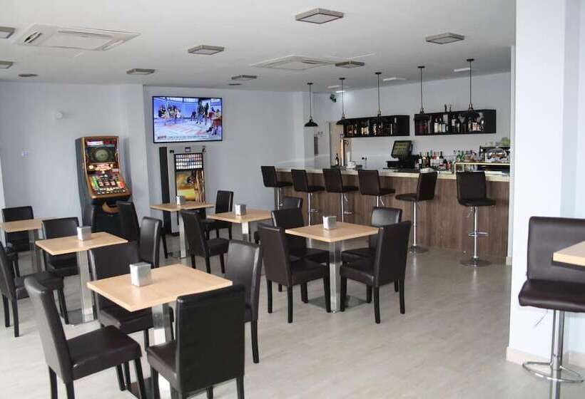 Отель Mar De Aragón