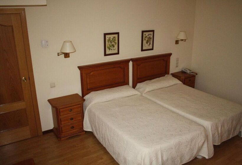 Отель Mar De Aragón