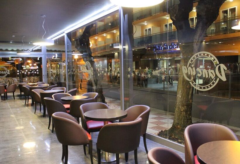 فندق Maria Del Mar