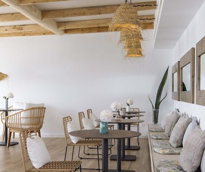 Отель May Altafulla Beach Boutique