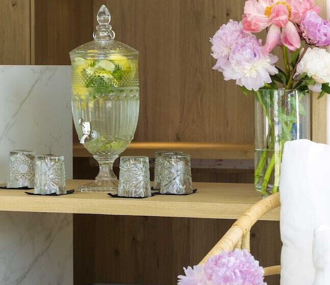 Отель May Altafulla Beach Boutique