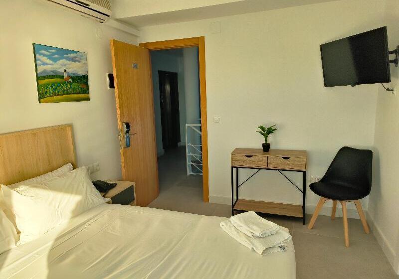 ホテル Mediterráneo By Croma