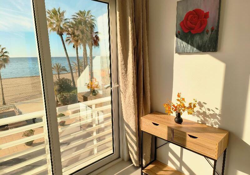 ホテル Mediterráneo By Croma