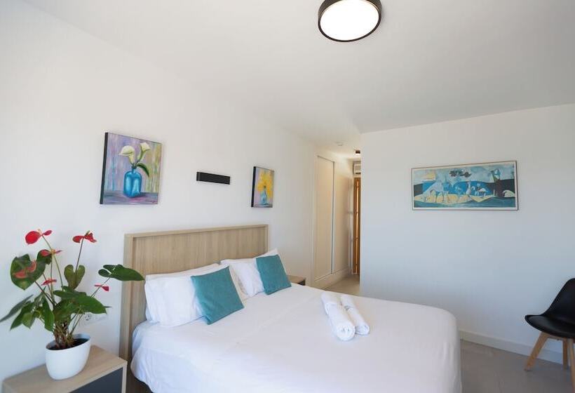 ホテル Mediterráneo By Croma