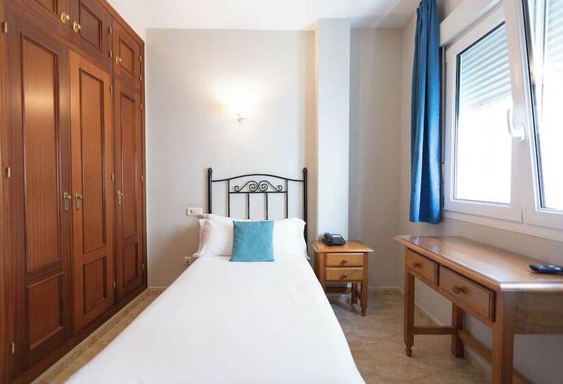 ホテル Mediterráneo By Croma