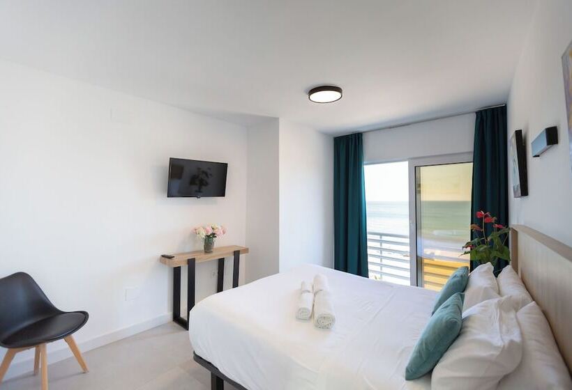 ホテル Mediterráneo By Croma