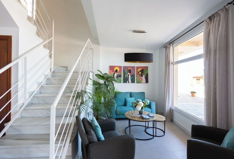 ホテル Mediterráneo By Croma