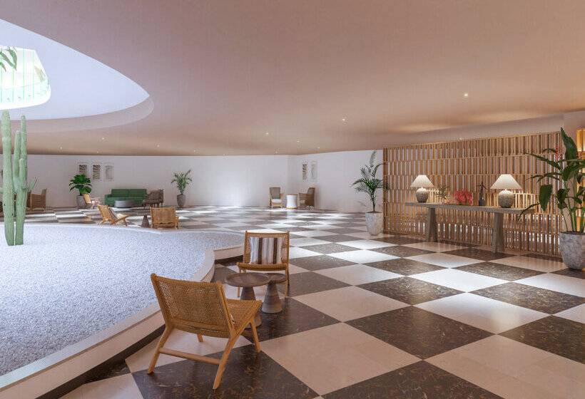 Отель Meliá La Palma