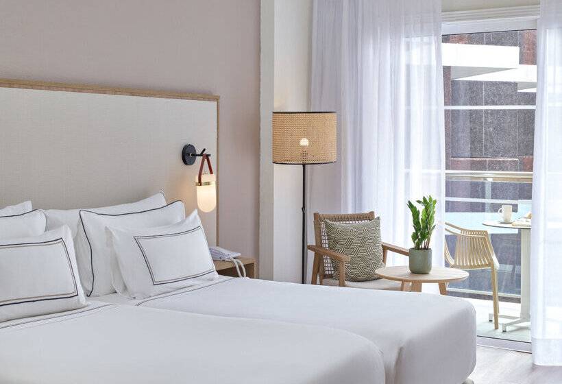 Отель Meliá La Palma