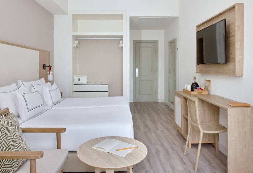 Отель Meliá La Palma