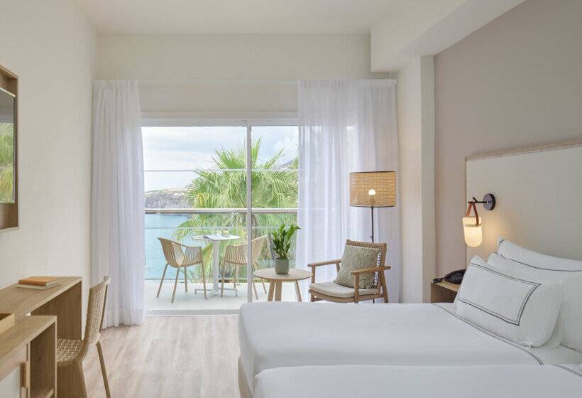 Отель Meliá La Palma