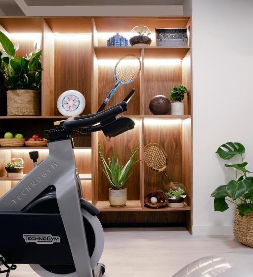 Отель Meliá Lloret de Mar